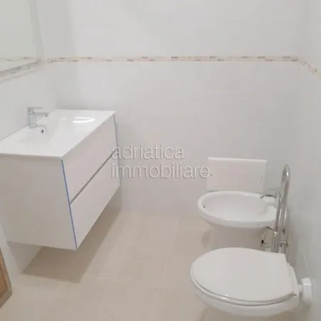 Appartamento Adriatica Immobiliare - Centromare *