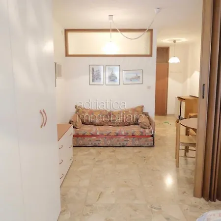 Appartamento Adriatica Immobiliare - Centromare *